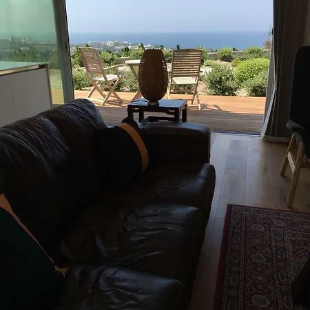 Luxury Paradisos *