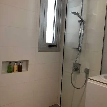 Luxury Paradisos